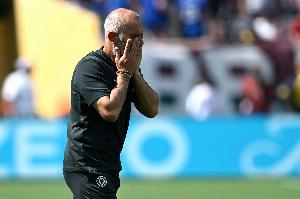 切尔西遭遇两连败，据BBC报道，俱乐部为马雷斯卡设定的本赛季目标是获得欧冠资格。