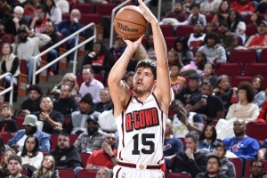 队记：火箭可让谢泼德常规赛时多出场练级 这样季后赛才有突破