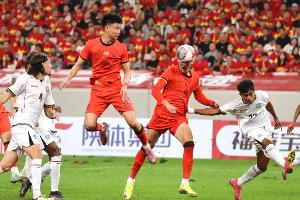 《足球报》报道，10月国家队将无赛事安排，U22国家队与国少队的集训备战将成为当月核心任务。