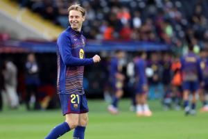 弗帅妙手回春！28岁德容身价跌至4500万曾遭挂牌，如今与佩德里携手组成双核引擎。