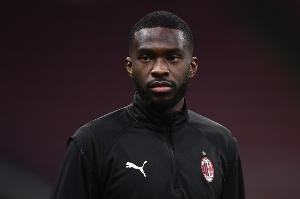 意媒报道称，托莫里因大腿内收肌感到不适，将在未来几天内接受评估。