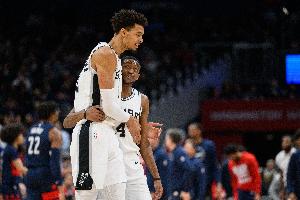 福克斯、文班亚马、卡斯尔与哈珀领衔！马刺未来框架已定，新赛季阵容实力如何？