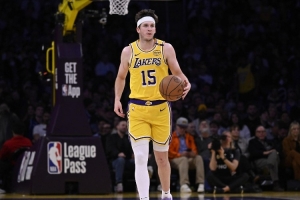 里夫斯：在拒绝提前续约后的一周 我曾以为自己很有可能会被交易