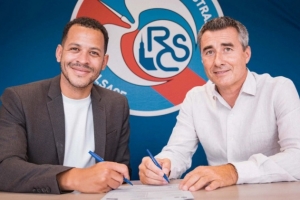 斯特拉斯堡主教练表示，他常与切尔西高层沟通，并渴望成为一名“胜利型教练”。