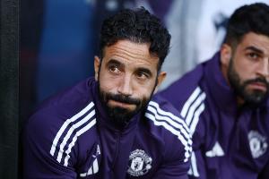 罗马诺：阿莫林帅位并非绝对安全，曼联高层迫切需要看到成绩提升