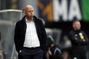 斯洛特本赛季面临多重挑战：后防疲软、锋线失准，以及维尔茨的融入问题。