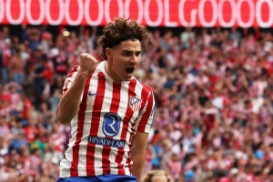 阿尔瓦雷斯谈巴萨传闻：目前，我的注意力集中在本赛季和世界杯上