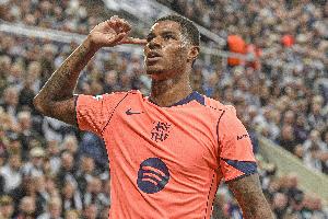 德转数据显示拉师傅身价已降至4000万，其身价下跌的原因在于需考虑3500万的选择买断条款。