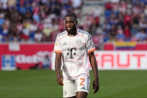 法尔克透露，拜仁与于帕梅卡诺的续约谈判主要障碍在于薪资问题，球员方面期望提高收入。