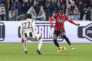 记者：托莫里为复出做了很大的努力，坚定意志让他能赶上对阵尤文