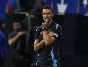 《奥莱报》消息，斯卡洛尼正计划为新恩佐物色人选，本期考察重点将放在三名国家队新秀身上。