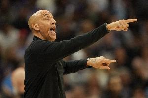 基根-穆雷谈克里斯蒂加盟影响：球队跑动增加，我的进攻参与度提升。