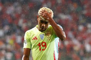 西足协官方确认：亚马尔因伤缺席本期西班牙国家队大名单。