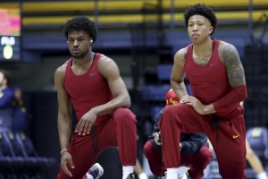 夸梅：布朗尼在大学时期也未能展现出最顶尖水准，其表现甚至不及部分高中球员。