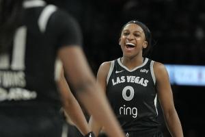 杰基-杨狂砍21分创WNBA总决赛单节新纪录，三战两度刷新历史。