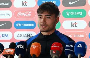 韩国归化球员卡斯特罗普：无论场上哪个位置，我都充满信心并会全力以赴。