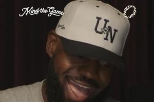 詹姆斯谈东契奇：他移动速度似乎有所提升，顶级的身体状态对赛后的恢复非常有利。