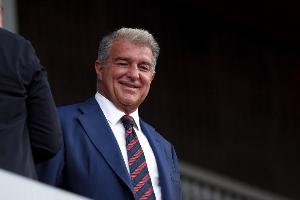 《每体》报道：巴萨数字业务“Barça Vision”估值调整为1.78亿欧元，此前的估值为4.08亿欧元。