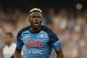 含泪转会！奥斯梅恩：因签约那不勒斯而与父亲最后一面失之交臂