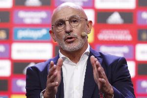 西班牙主帅：所有潜在国脚均在观察范围内，法蒂是入选人选之一