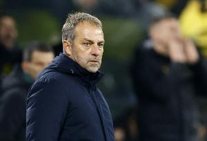 世体评析巴萨连败应对：伤员回归或成转机，冬窗引援可能性受关注