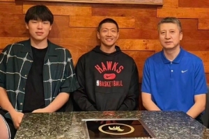 郭士强与李昂在美考察期间，探望了杨瀚森，期间氛围轻松愉快。