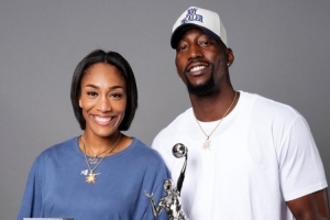 阿德巴约：当人们将阿贾与比尔-拉塞尔相提并论时，足以证明她有多么伟大。