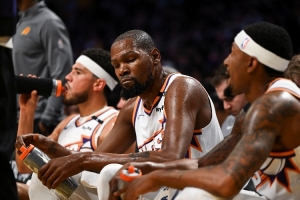 灯泡组合！祖巴茨：比尔在太阳时没控卫 这里有最佳控卫中的两个