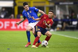 皮诺谈佩德里：他持球时总会有故事发生，无论晋级与否，此战必须取胜。