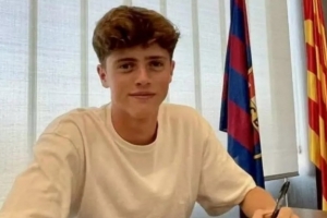 根据《每体》的报道，巴萨正在密切关注青训球员马尔西帕尔，他的特点与俱乐部的理念高度契合。