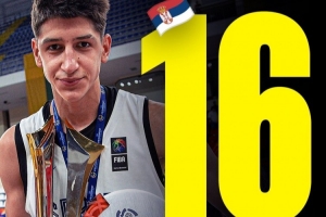 16岁你在忙什么？巴萨新星刷新纪录，成队史西甲篮球最年轻登场球员。