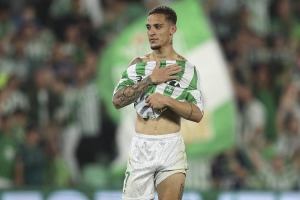 安东尼：从未想过放弃，为巴西夺冠是我前进的动力。