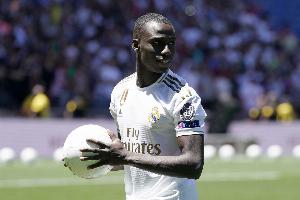 费兰-门迪本周将参与皇马的部分训练，但其完全复出仍需等待数周时间。