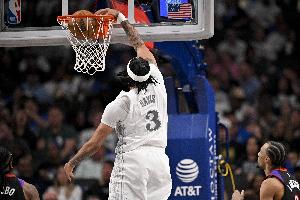 今日出战25分钟，基德表示周四对阵湖人时浓眉的出场时间将会增加。