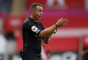 前英超裁判库特被曝承认制作儿童不雅视频，或面临10年监禁，消息源自记者报道。