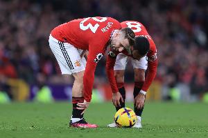 曼联旧将警告：状态低迷的卢克-肖恐在双红会成为软肋，易遭萨拉赫重点打击。