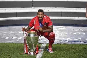 德媒报道：博阿滕将跟随孔帕尼见习，此举引发部分拜仁球迷反对并发起请愿书。