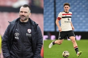 父亲盛赞小将德瓦尼：曼联最佳后腰人选，却因朴实无华的球风遭忽视。