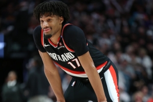 开拓者队与夏普的提前续约谈判进入最后倒计时，双方剩余时间仅剩86小时。