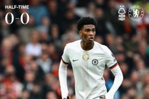 切尔西跟队记者指出：缺少恩佐与凯塞多，蓝军中场陷入混乱！