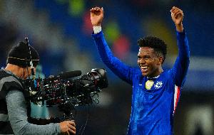 记者消息：切尔西对埃斯特旺不会被外租感到满意，他未来或将司职10号位。