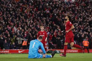 曼联近9次英超客场对阵利物浦5平4负未尝一胜，其中4场交锋双方互交白卷，曾遭遇0-7的惨败。