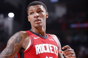 小贾巴里训练总爱跟着KD？后者回应：他会做自己，而不是成为别人的复制品。