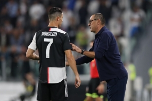 尤文旧将：C罗不满萨里定位球指导，以“吃草”举动暗示自身更懂球路