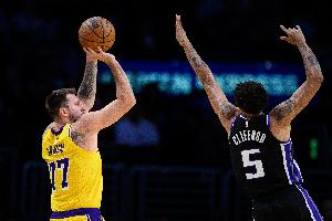 国王主帅：24号秀克利福德潜力巨大，他可用多种方式影响比赛。