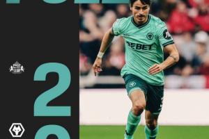 狼队8轮英超仅积2分难求一胜，目前排名垫底。球队在出售核心前锋库尼亚后，锋线引进的新援均未能取得进球。