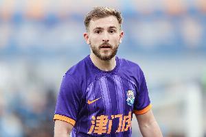 据津媒报道，伤病已对阿代米的状态造成严重影响，下赛季他能否留队并获得大量出场时间，目前存在很大疑问。