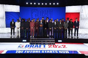 艾维、马瑟林、丹尼尔斯、索汉、杜伦等多名球员尚未完成续约，或将成为受限自由球员。