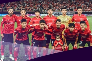 2025/26赛季亚冠精英联赛第三轮，成都蓉城坐镇主场以0-2不敌柔佛DT。