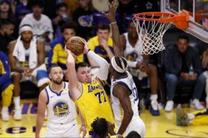 NBA赛季明日揭幕，雷霆将领取总冠军戒指，杜兰特对阵旧主，湖勇大战重磅来袭。